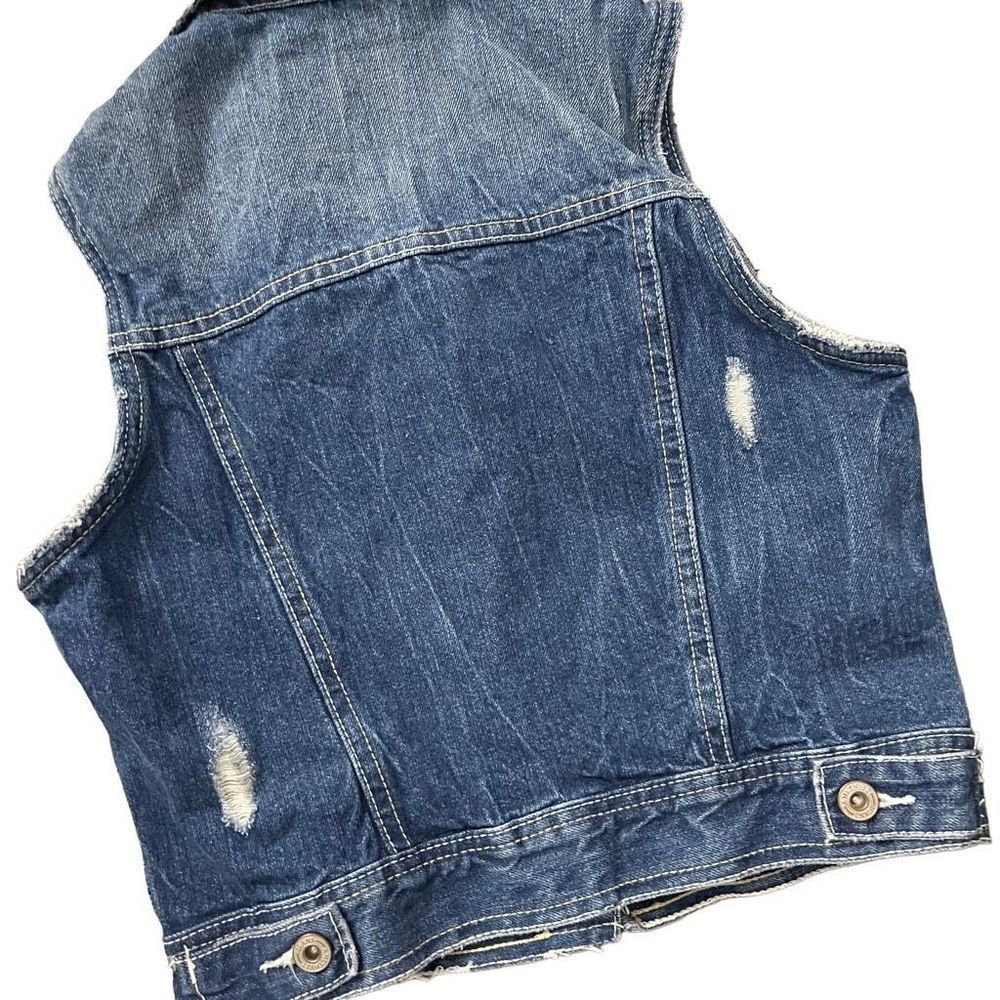 Amethyst Jeans Girl’s Distressed Ripped Sleeveless Button Front Denim Vest Small - Picture 7 of 12